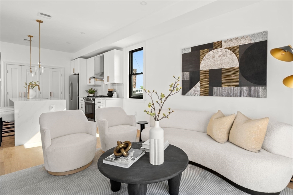 100 Bennington St Unit: PH4A