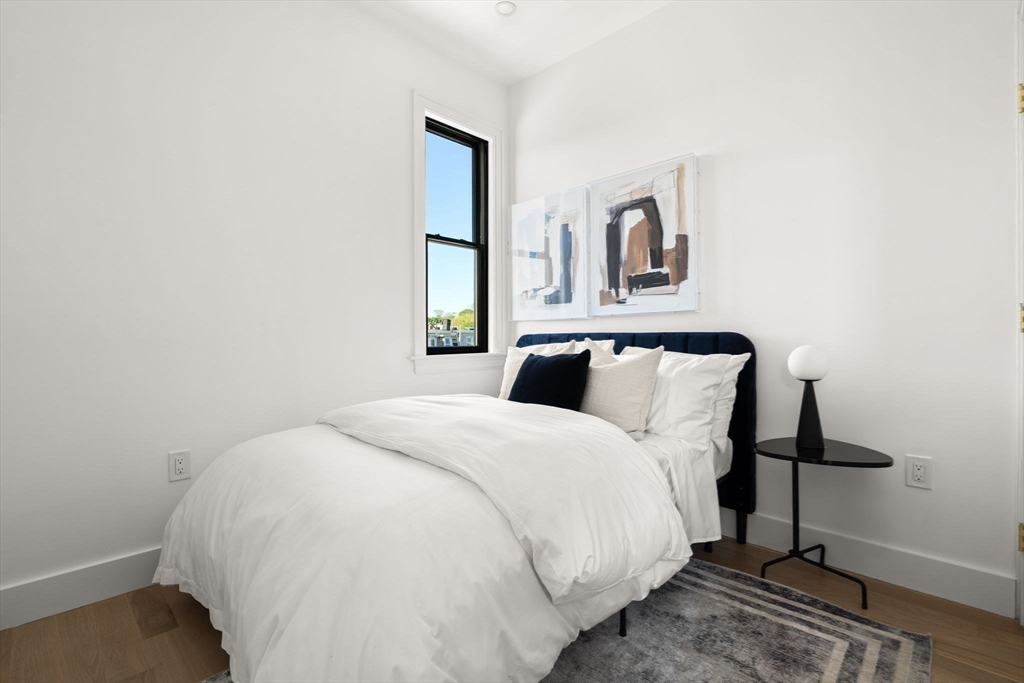 100 Bennington St Unit: PH4A