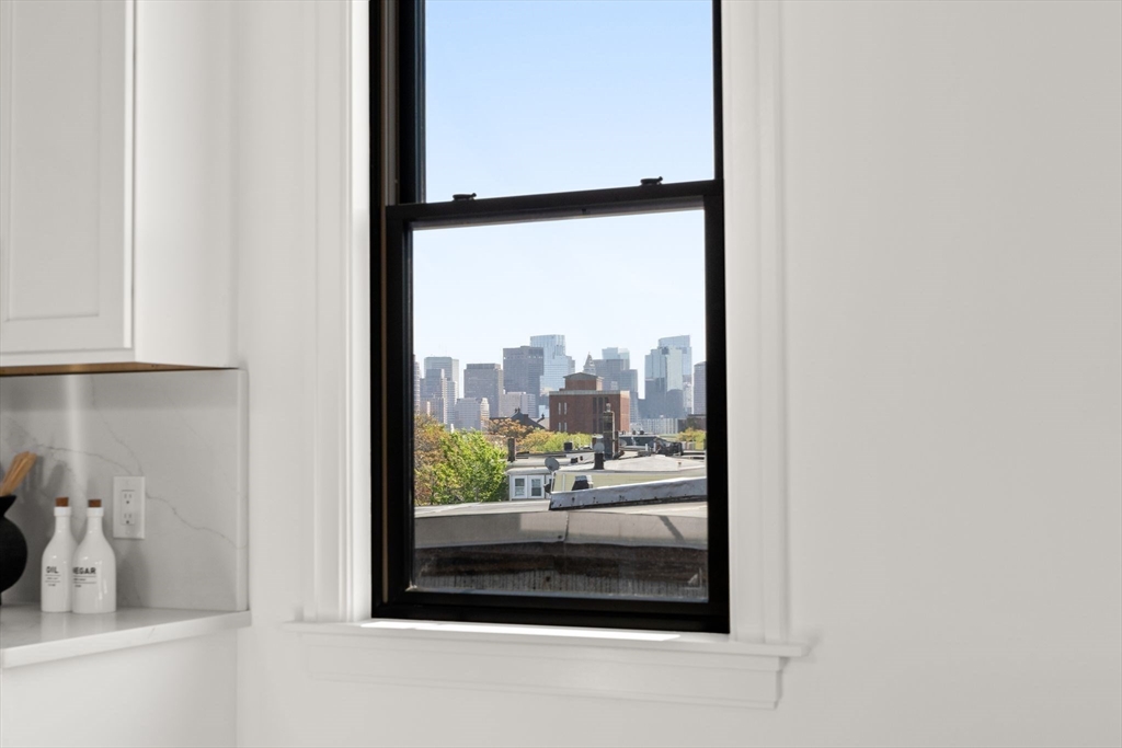 100 Bennington St Unit: PH4A