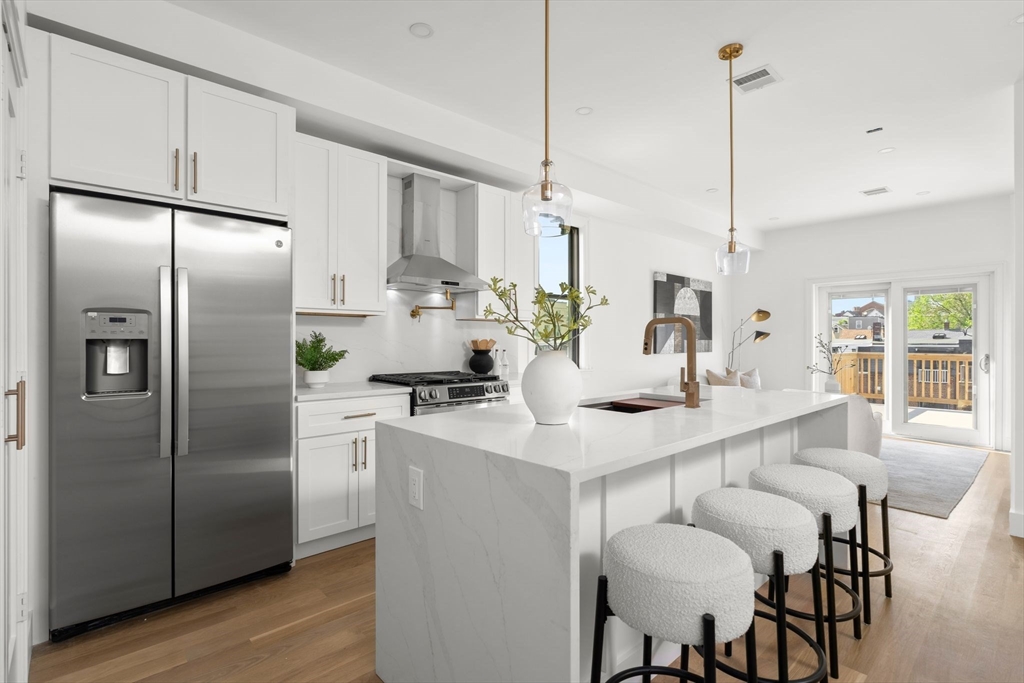 100 Bennington St Unit: PH4A