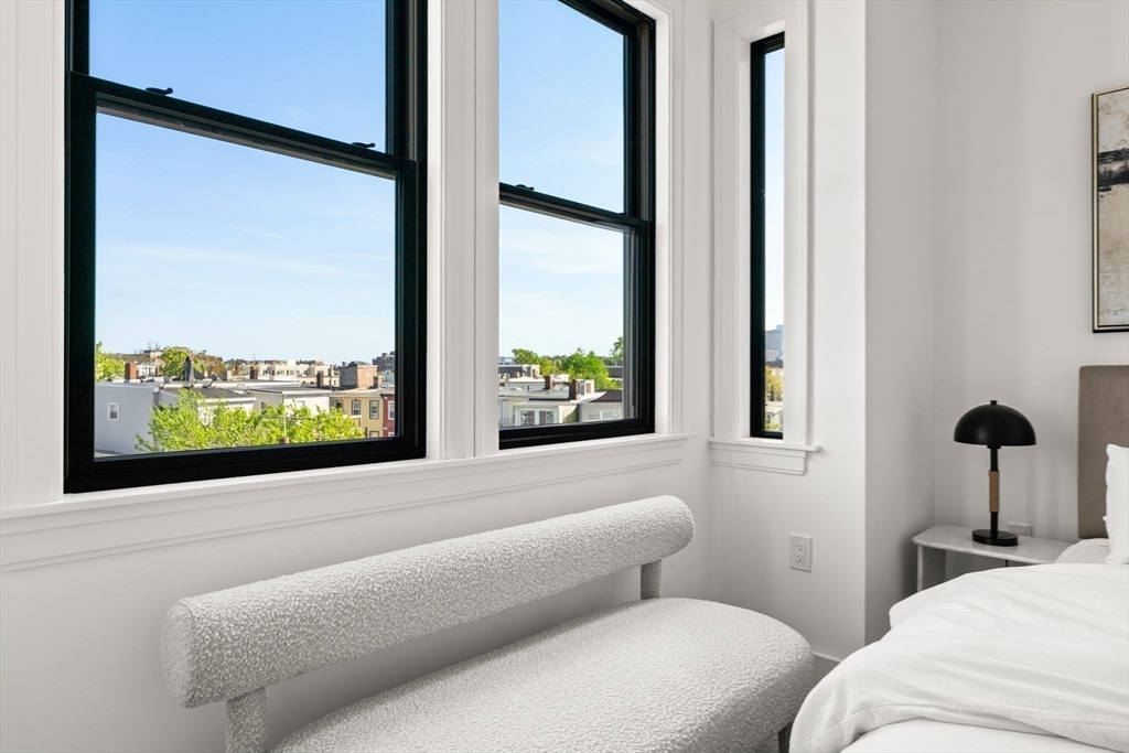 100 Bennington St Unit: PH4A