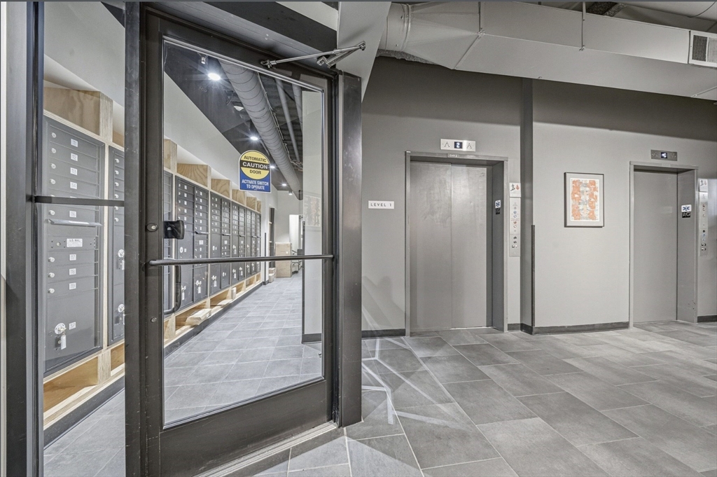 1200 Washington St. # 215