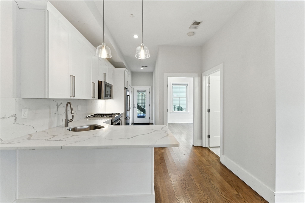 64 Gove St # 1 Unit: #1