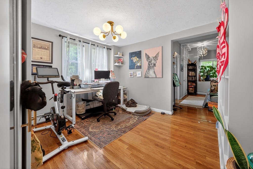 17 Dent St # 1