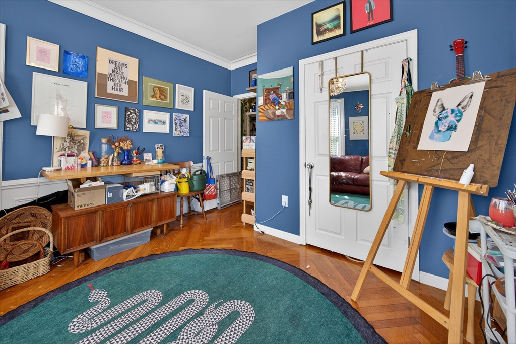 17 Dent St # 1