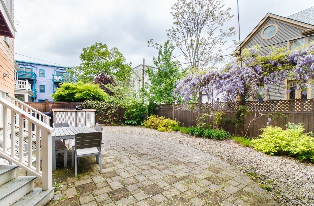 53 Prince St # 3