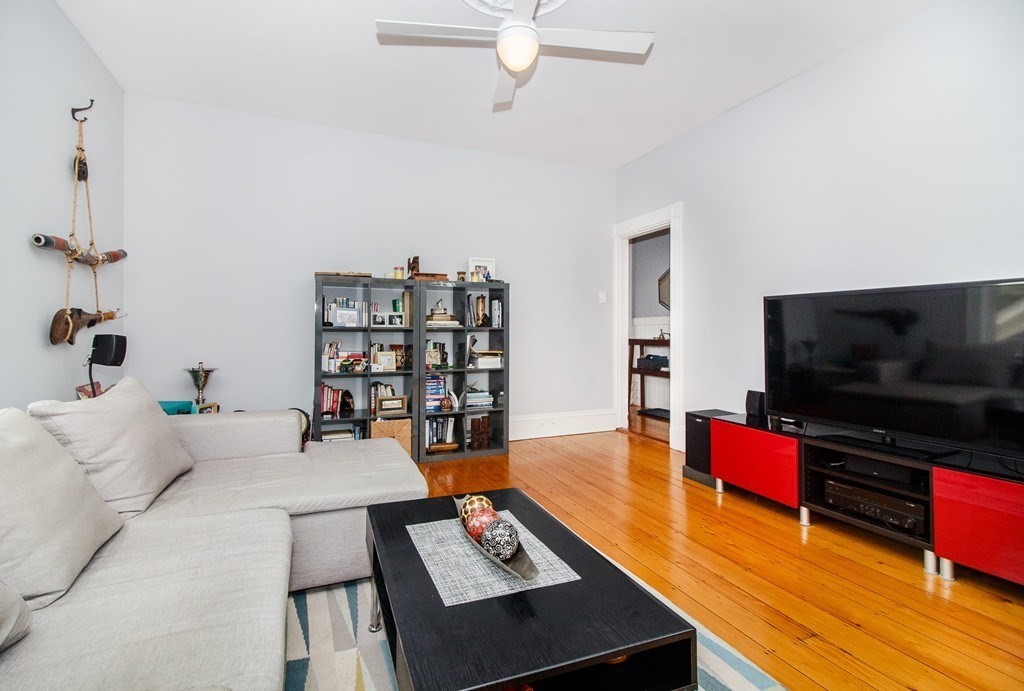53 Prince St # 3