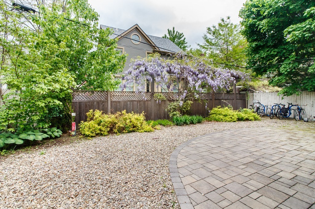 53 Prince St # 3