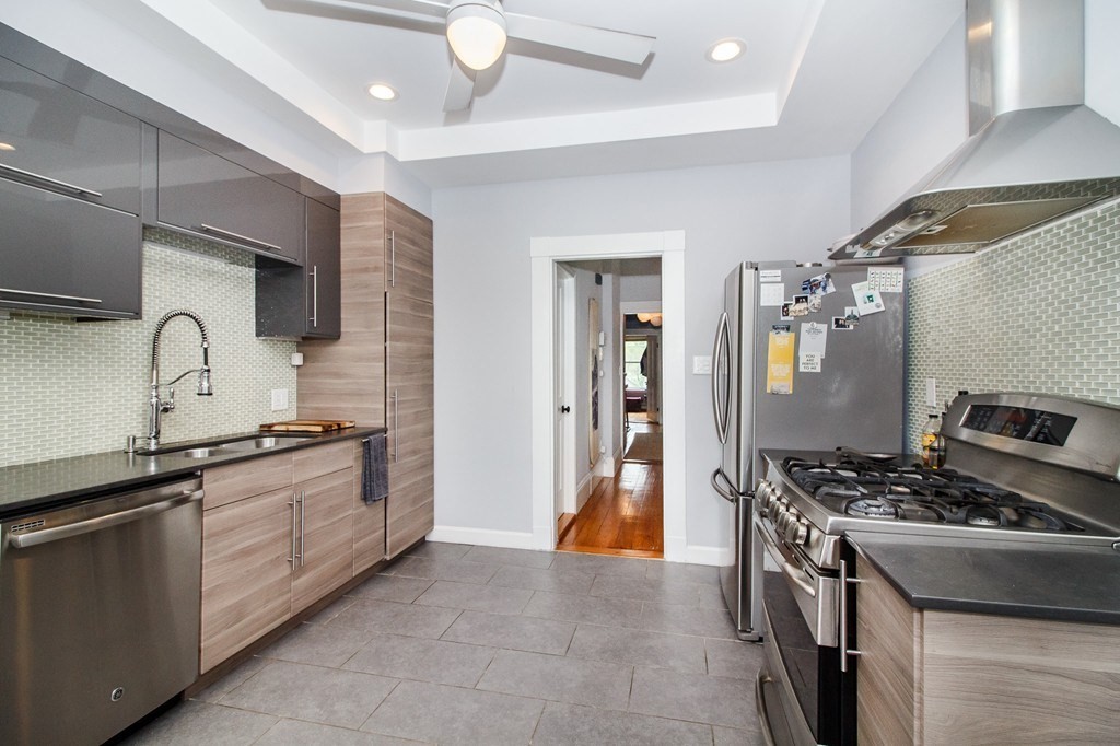 53 Prince St # 3