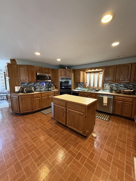 359 Mishawum Rd