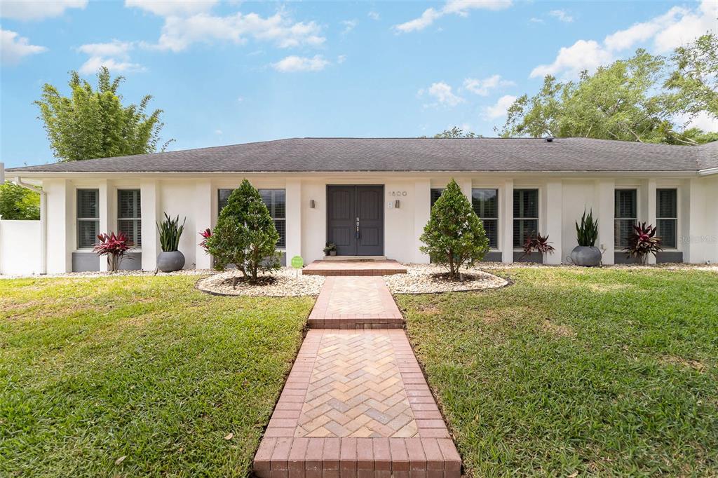 1800 KING ARTHUR CIR