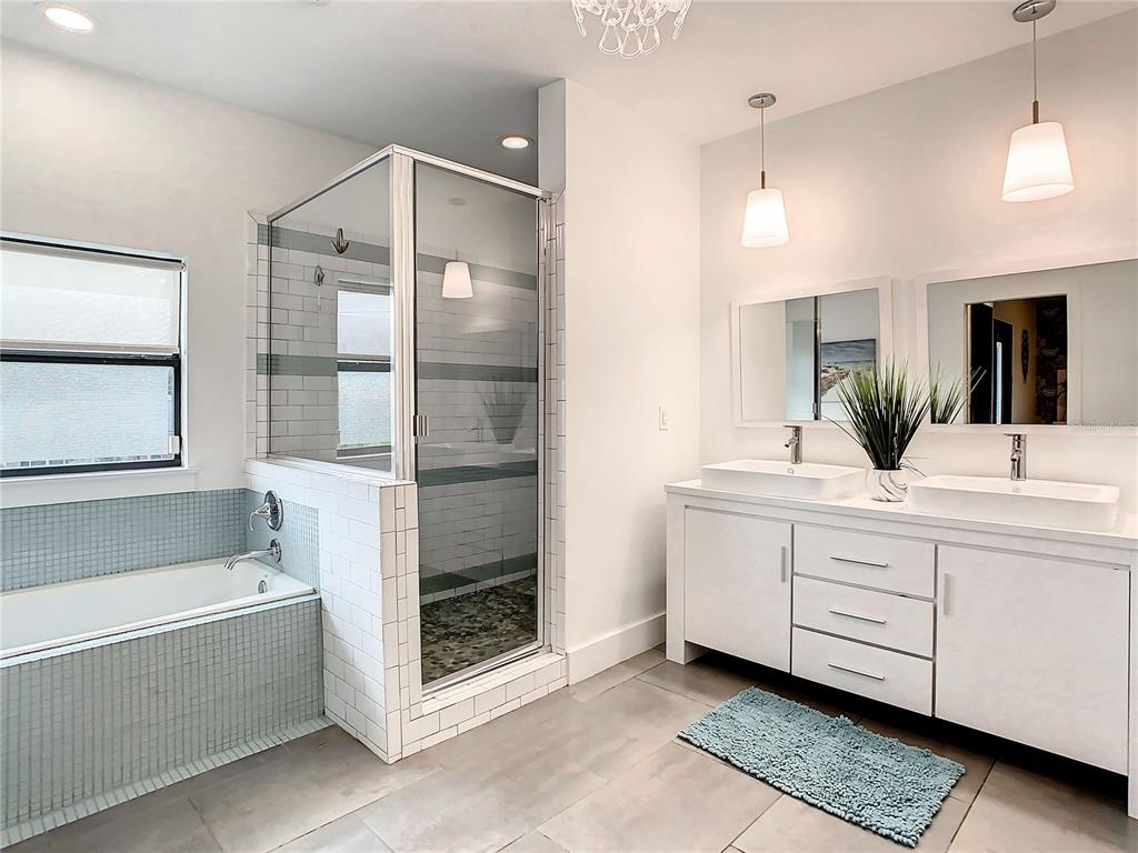 3303 LAKE MARGARET DR