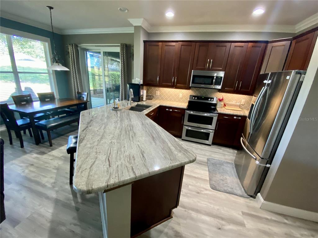 3953 BEACON RIDGE WAY