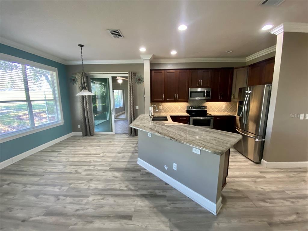 3953 BEACON RIDGE WAY