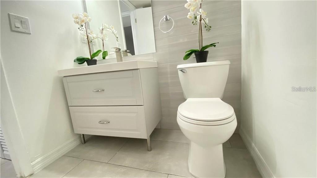 1054 LOTUS COVE CT #612