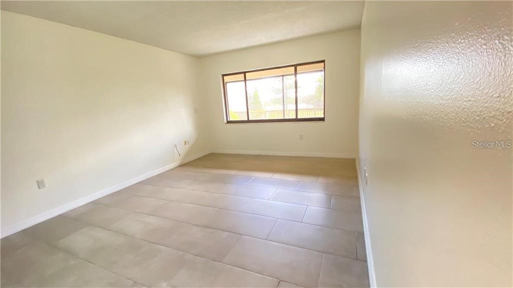 1054 LOTUS COVE CT #612