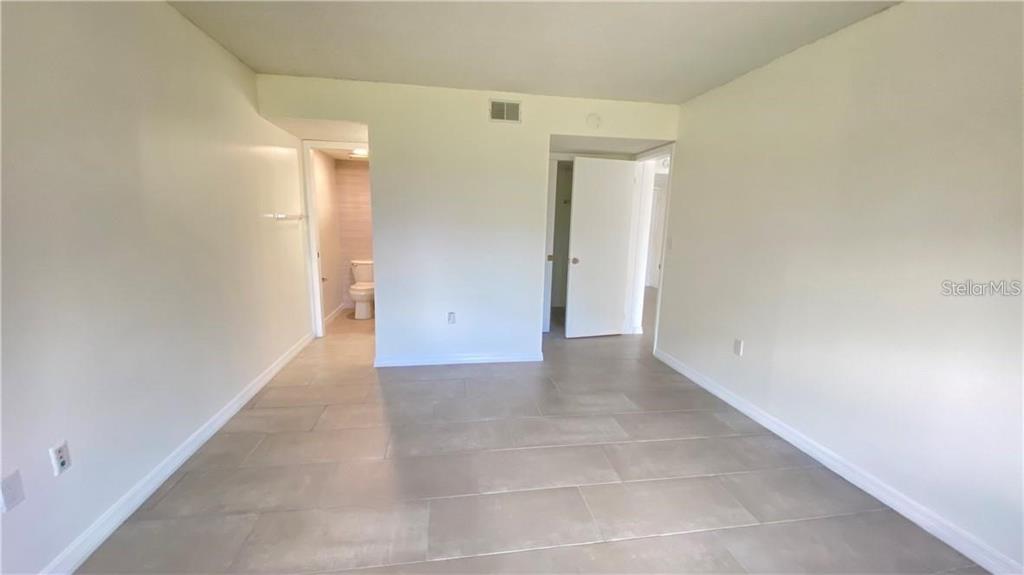 1054 LOTUS COVE CT #612