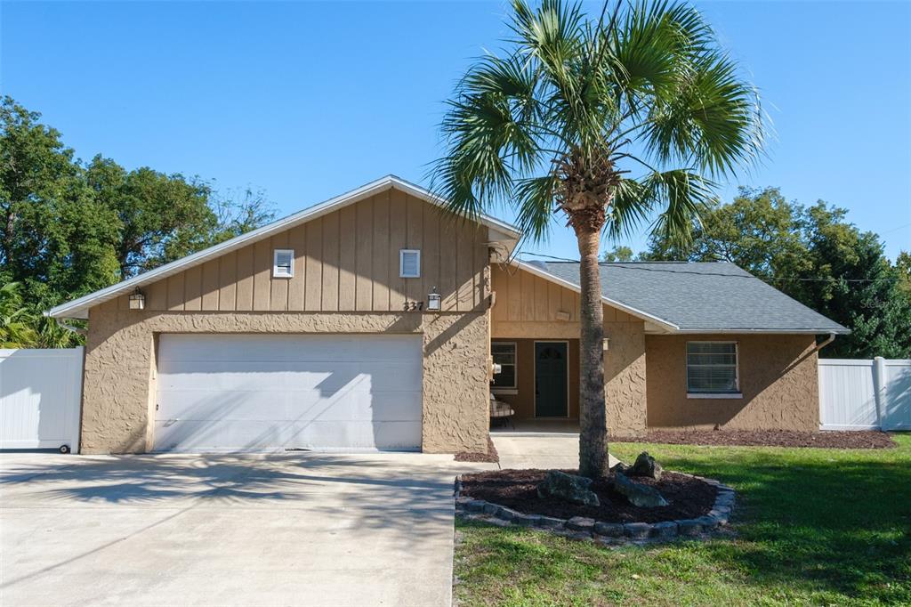 337 S COUNTRY CLUB RD