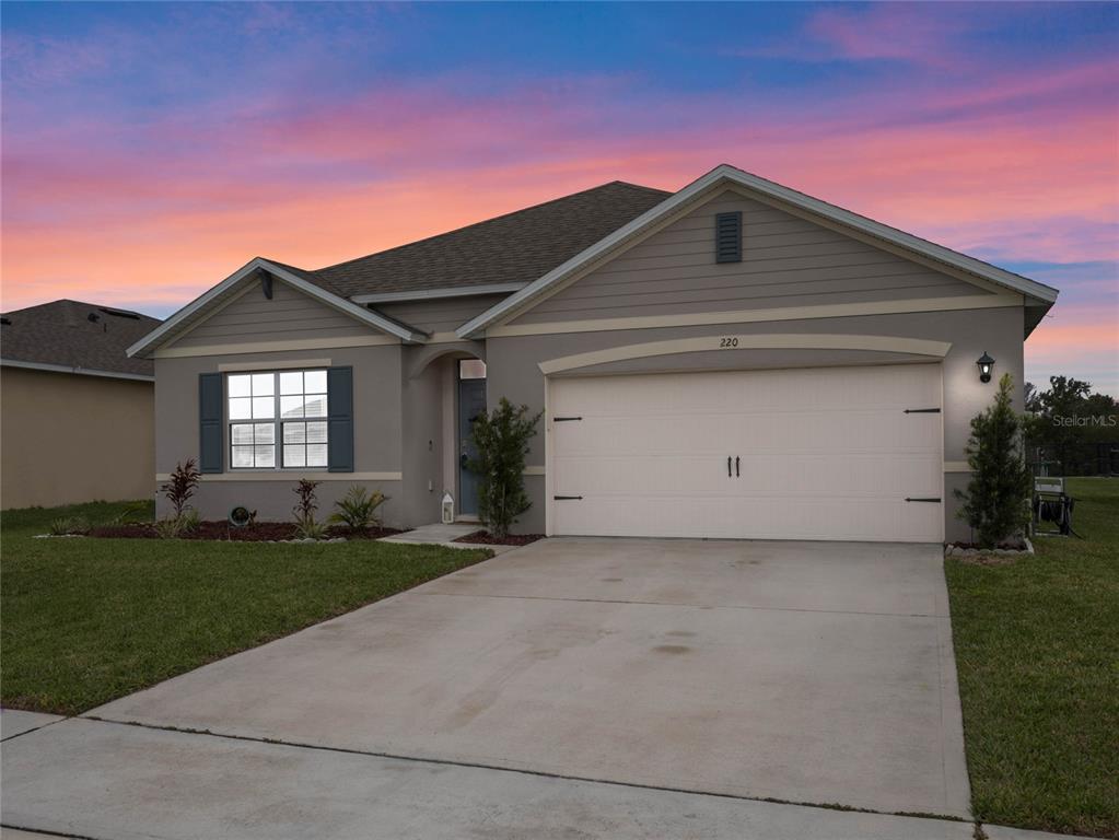 220 FLORIDA WILLOW AVE