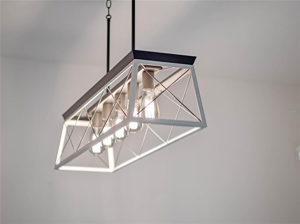 220 FLORIDA WILLOW AVE