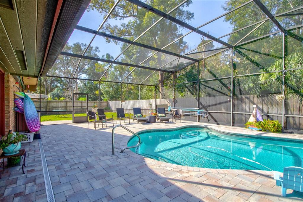 213 BARRY CT