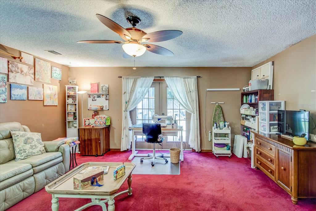 213 BARRY CT