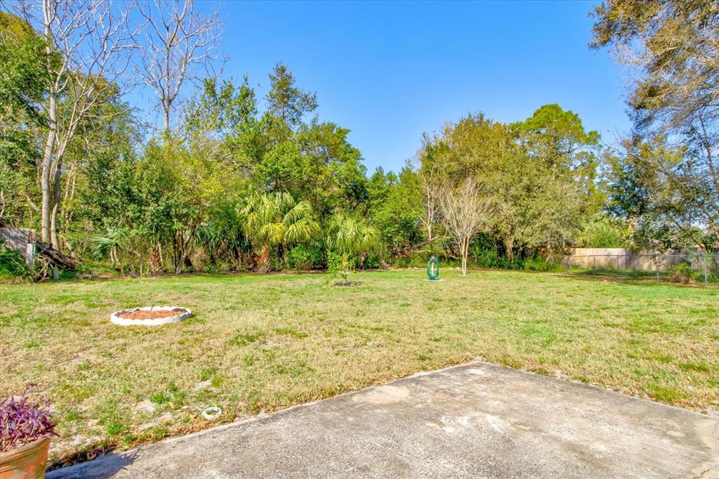 213 BARRY CT