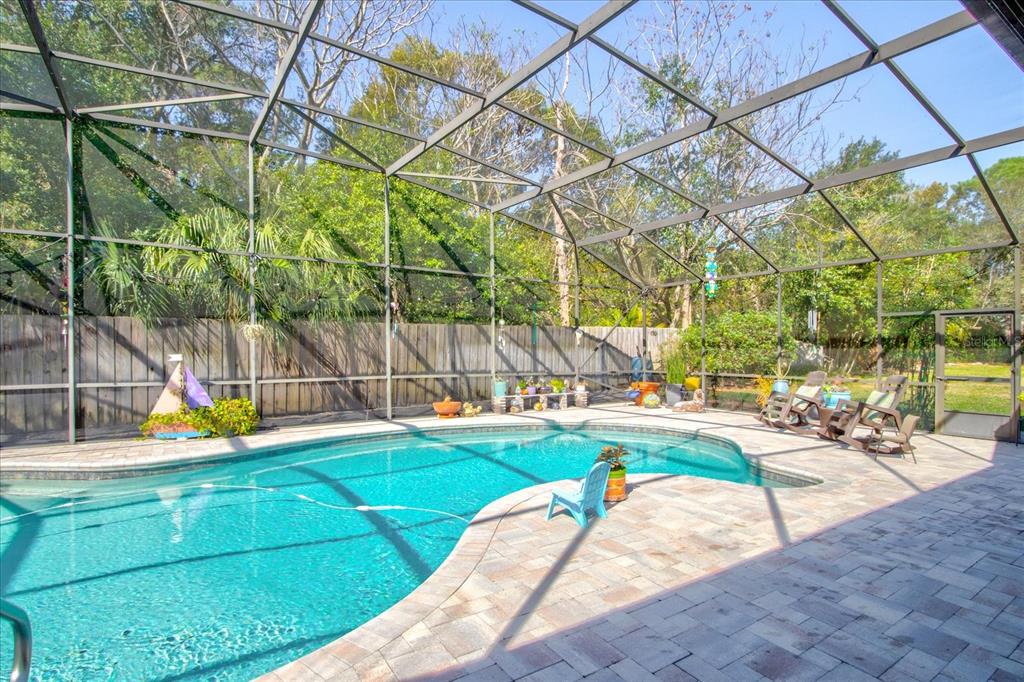 213 BARRY CT