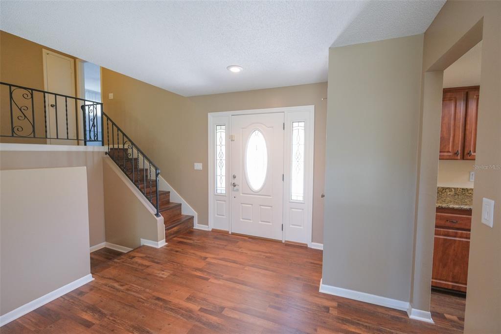 723 LITTLE WEKIVA CIR