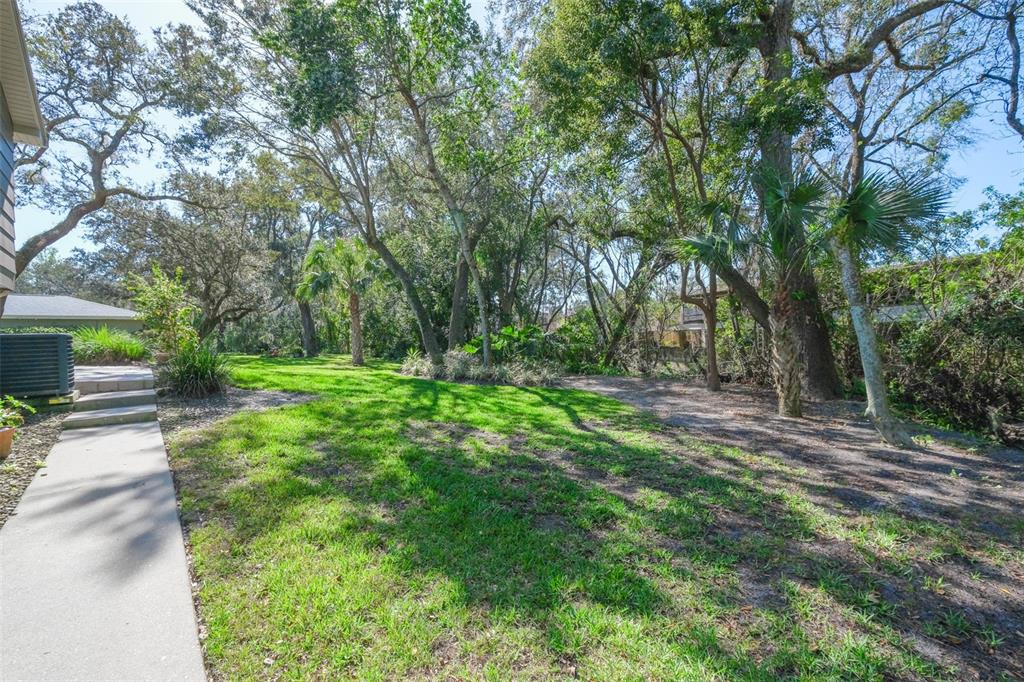 723 LITTLE WEKIVA CIR