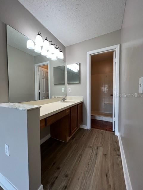 2236 STONINGTON AVE #2236