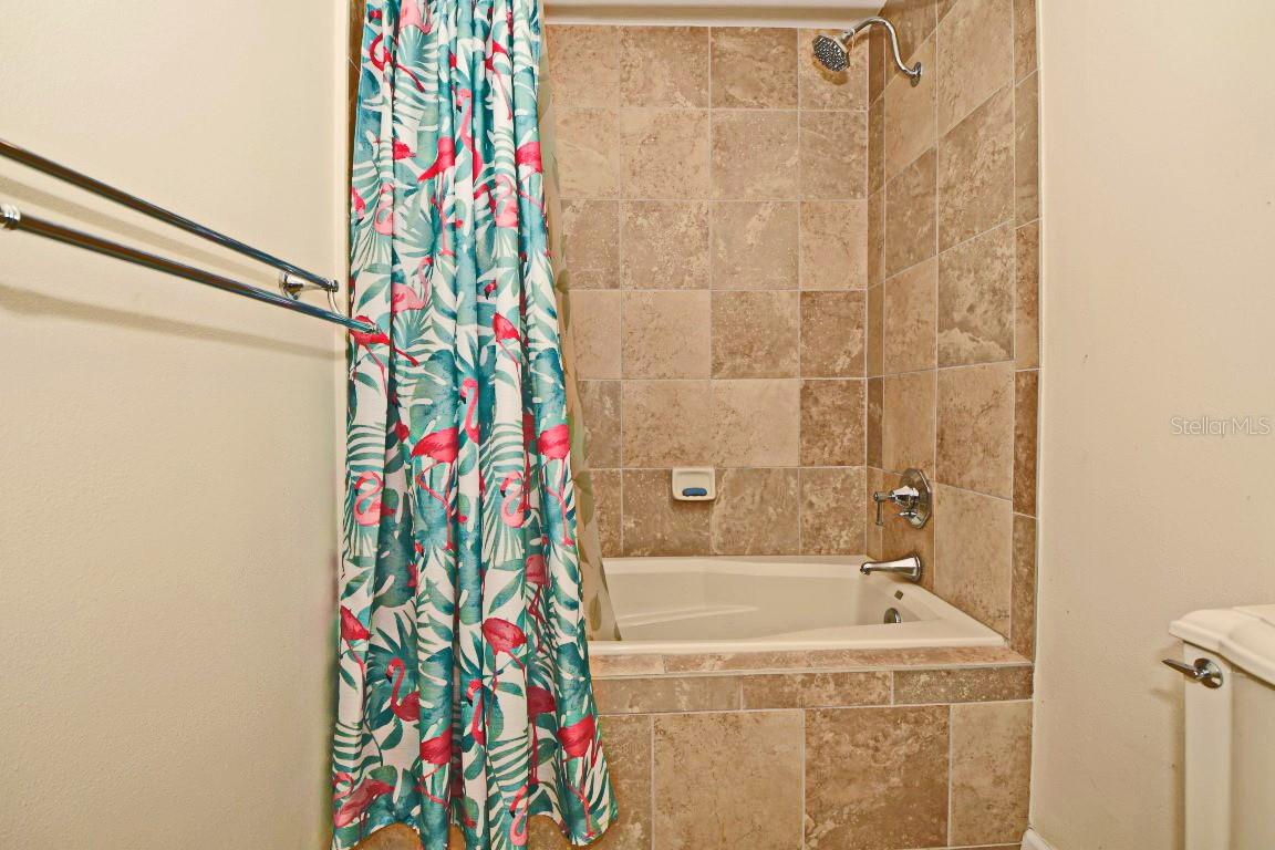 2305 EDGEWATER DR #1714