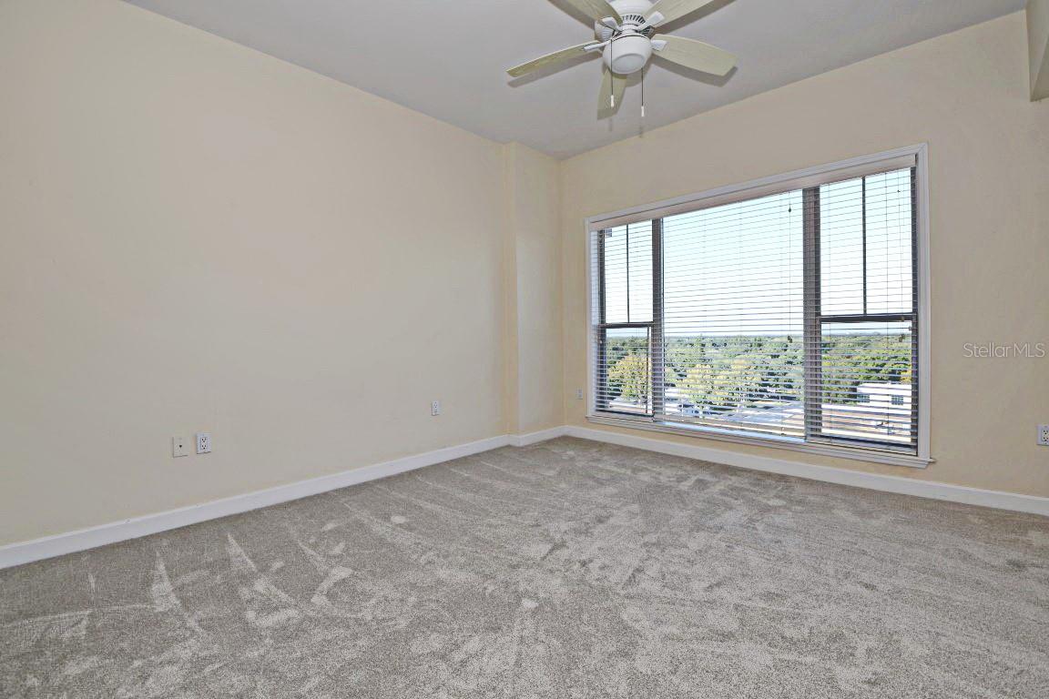 2305 EDGEWATER DR #1714