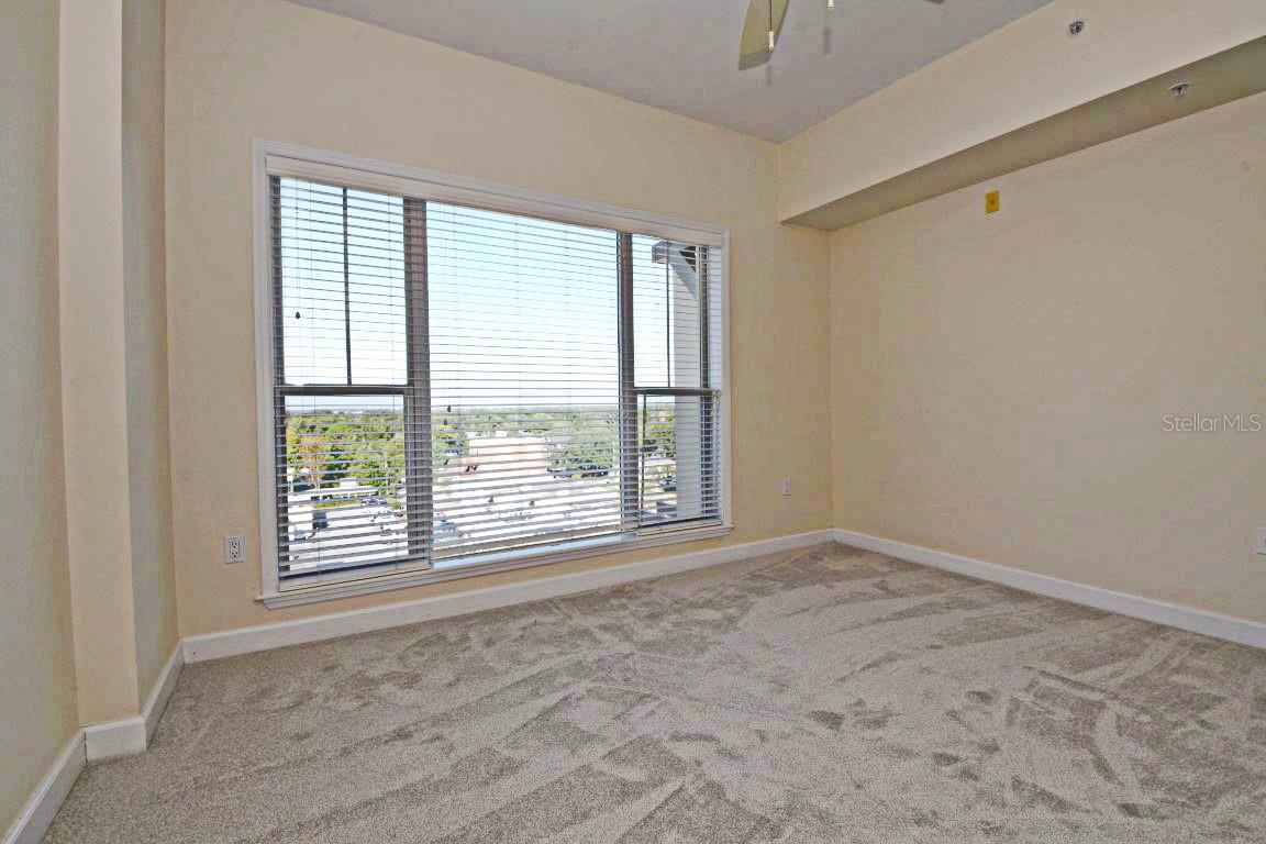 2305 EDGEWATER DR #1714