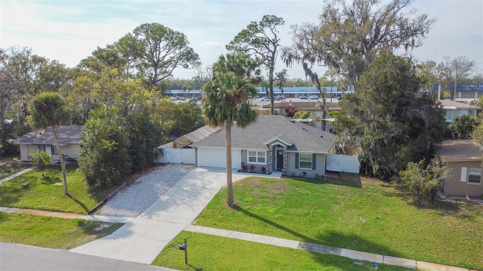 1182 FOUNTAINHEAD DR