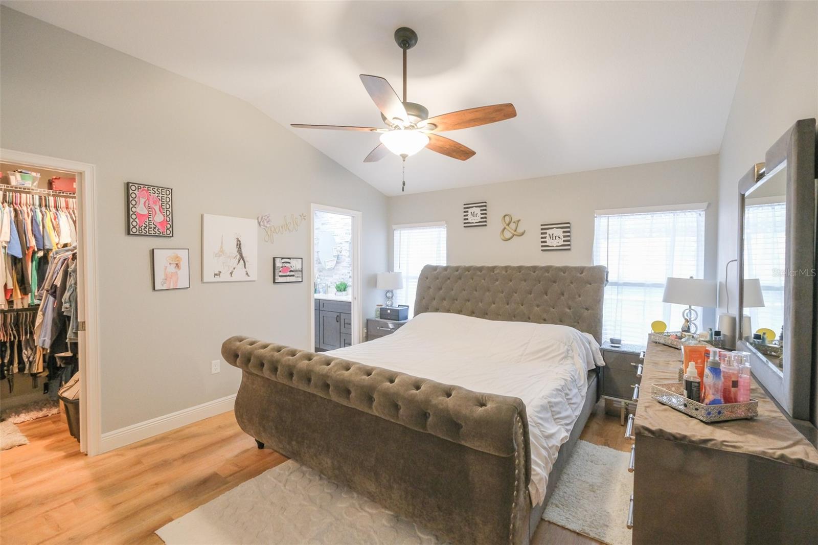 1182 FOUNTAINHEAD DR