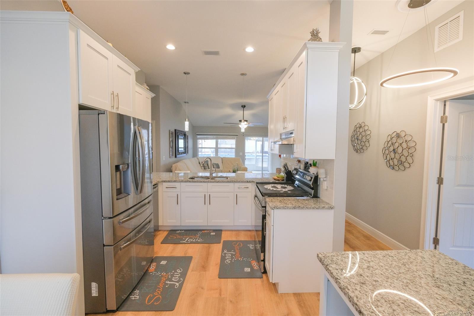 1182 FOUNTAINHEAD DR