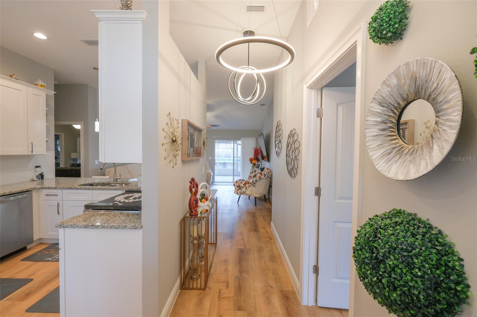 1182 FOUNTAINHEAD DR