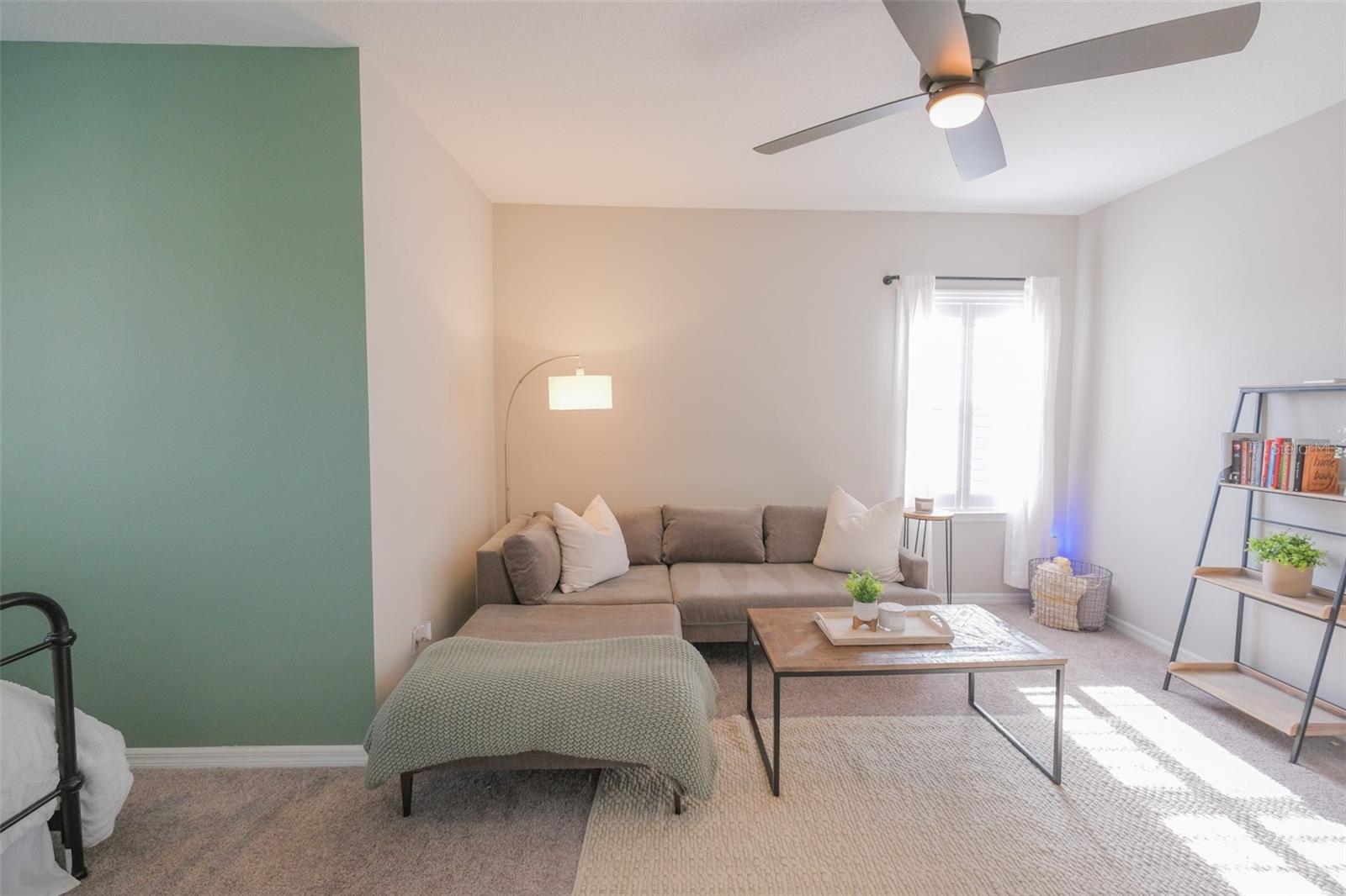 3851 GRASSLAND LOOP