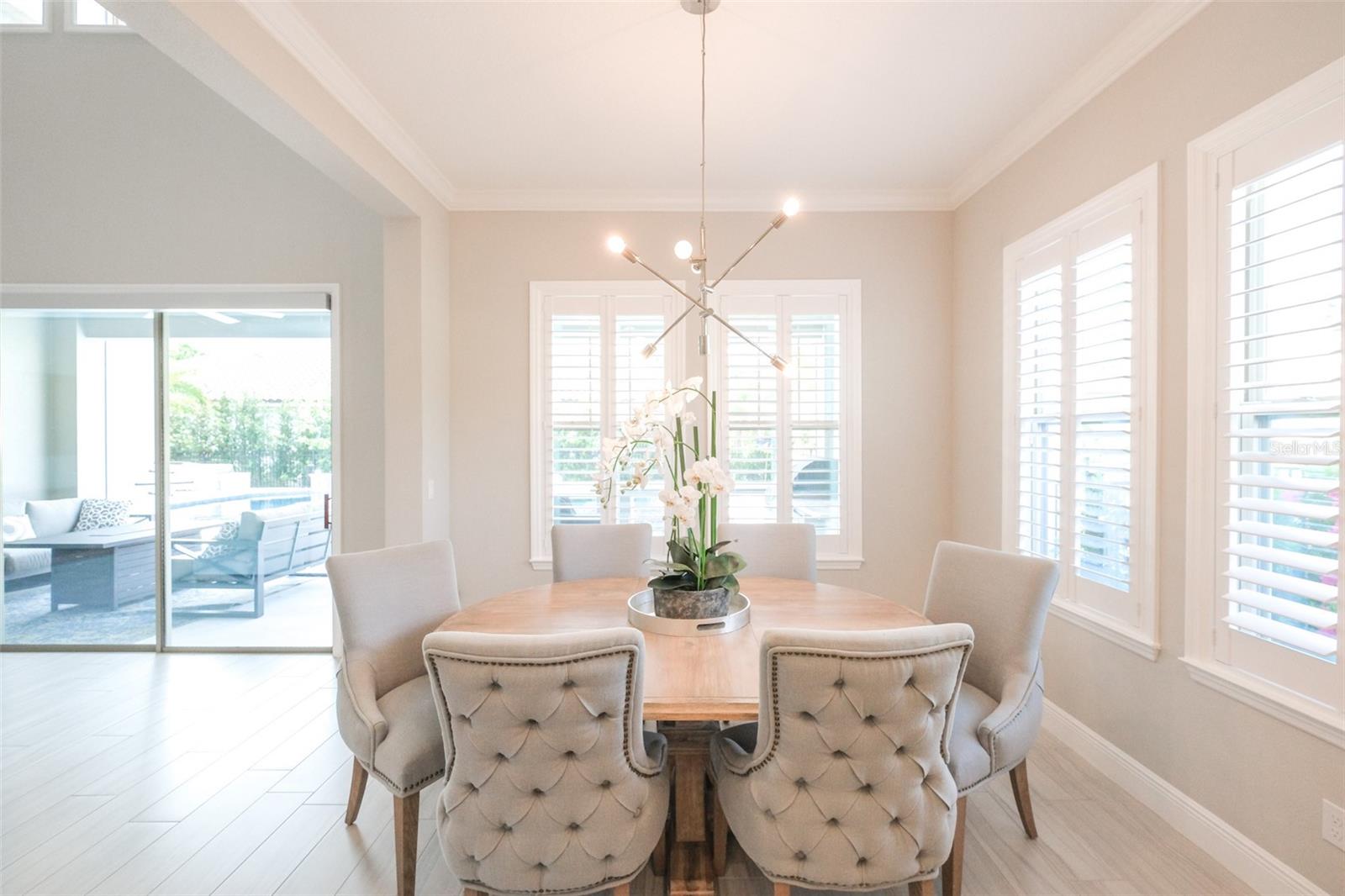3851 GRASSLAND LOOP
