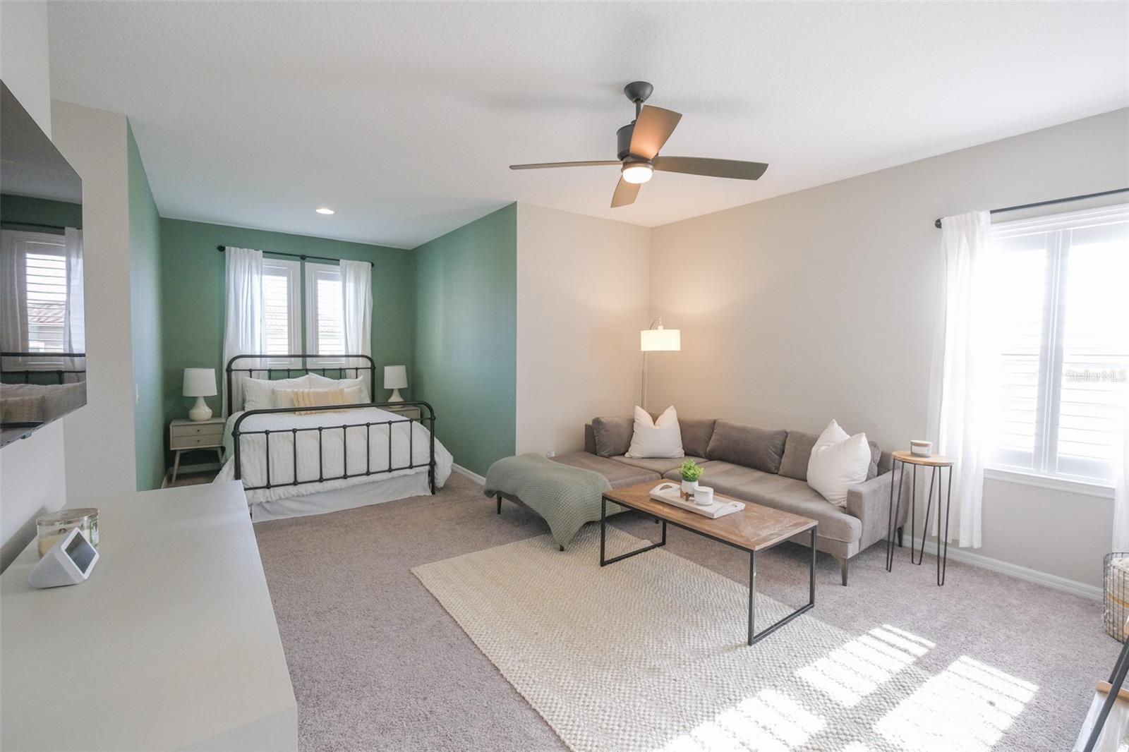 3851 GRASSLAND LOOP