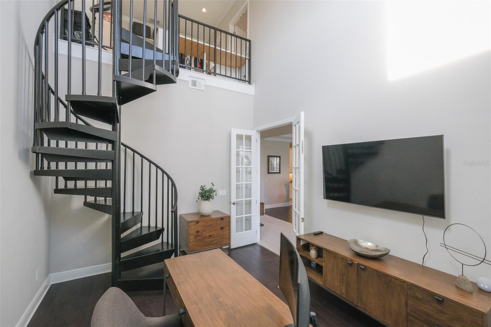 3851 GRASSLAND LOOP