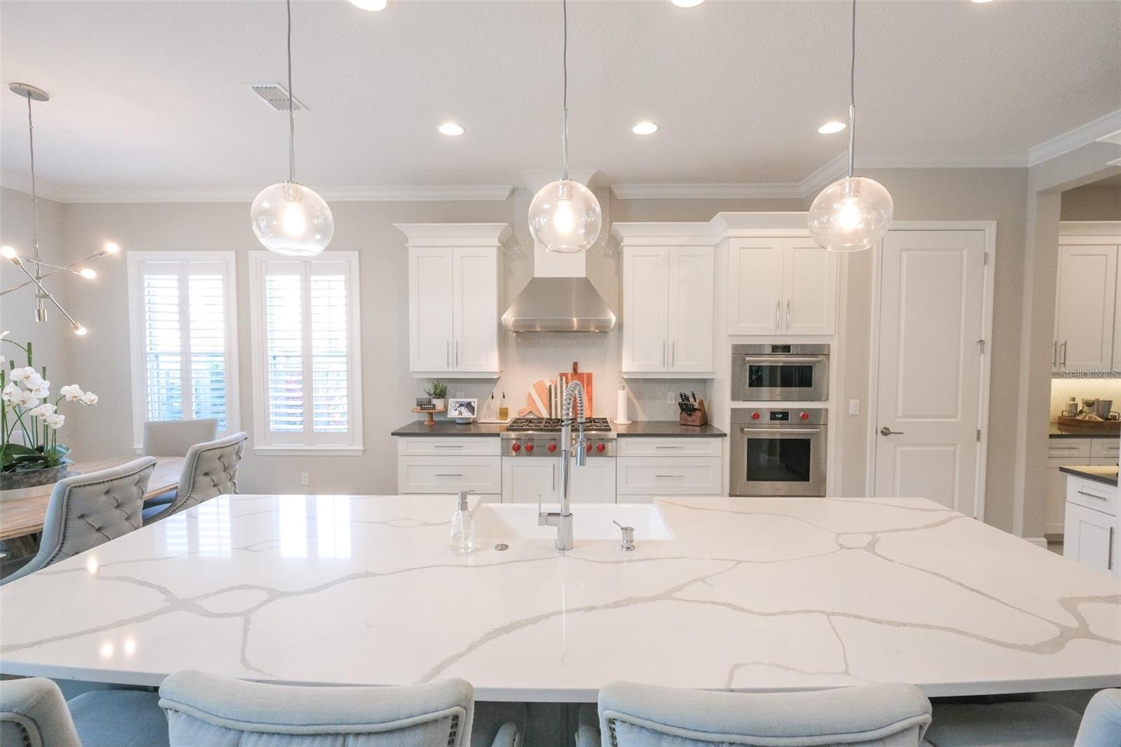 3851 GRASSLAND LOOP