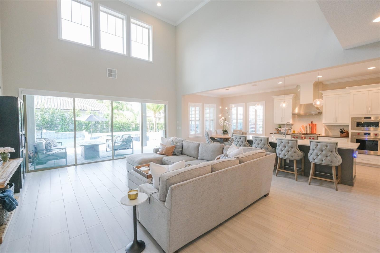 3851 GRASSLAND LOOP