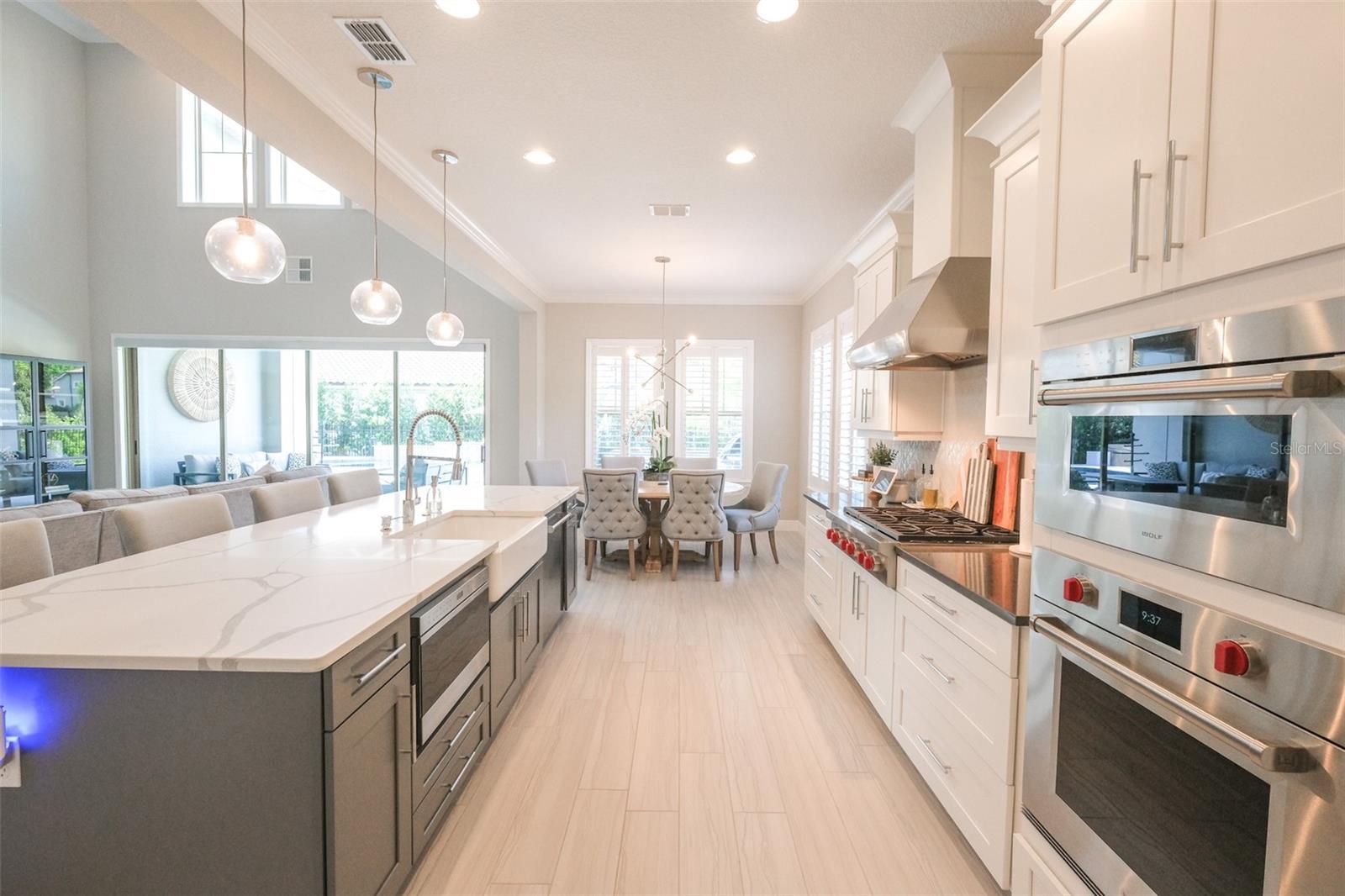 3851 GRASSLAND LOOP