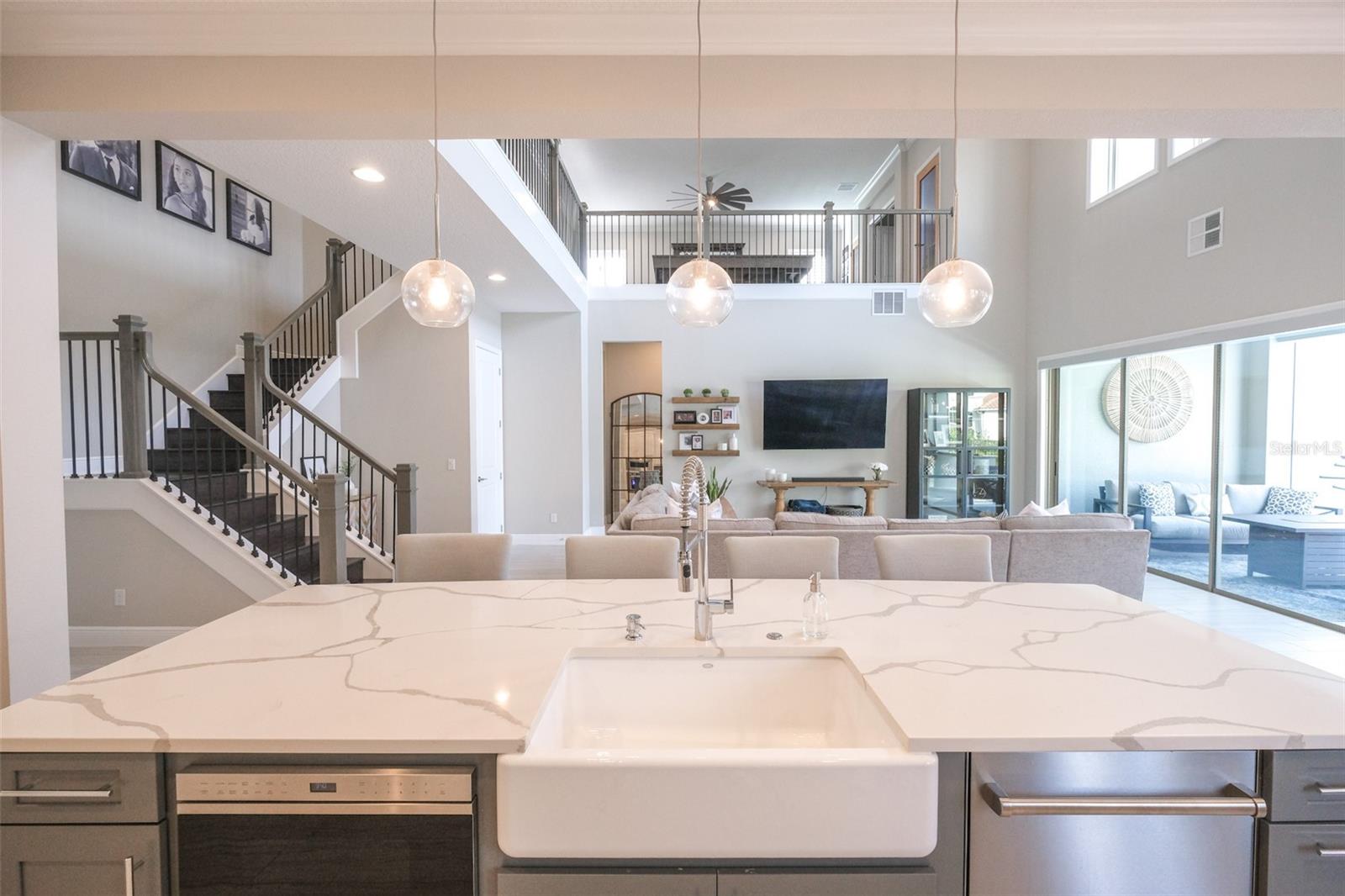 3851 GRASSLAND LOOP