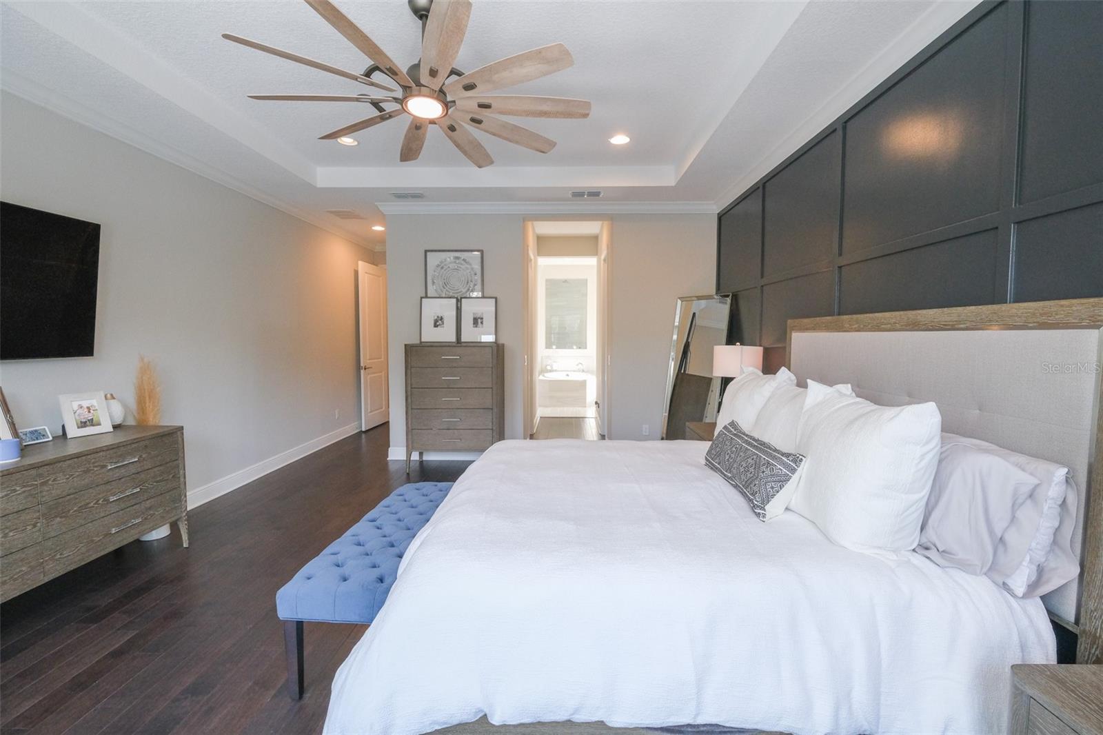 3851 GRASSLAND LOOP