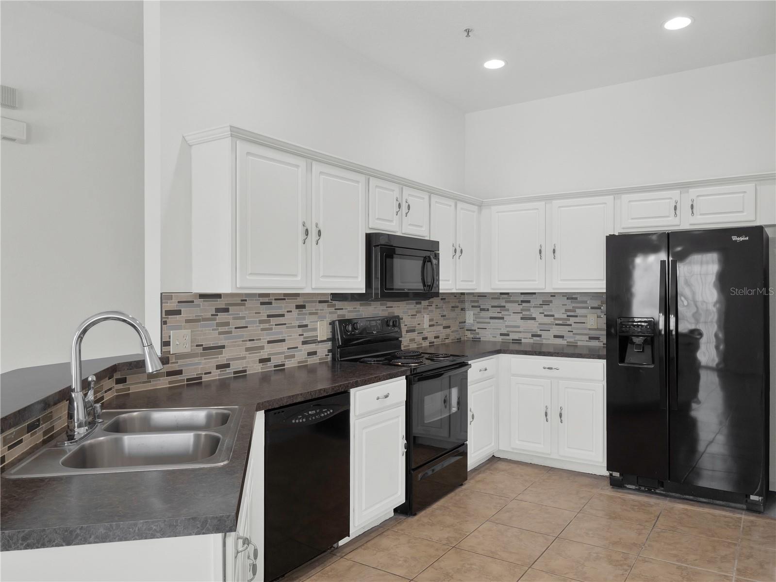 6660 S GOLDENROD RD #A