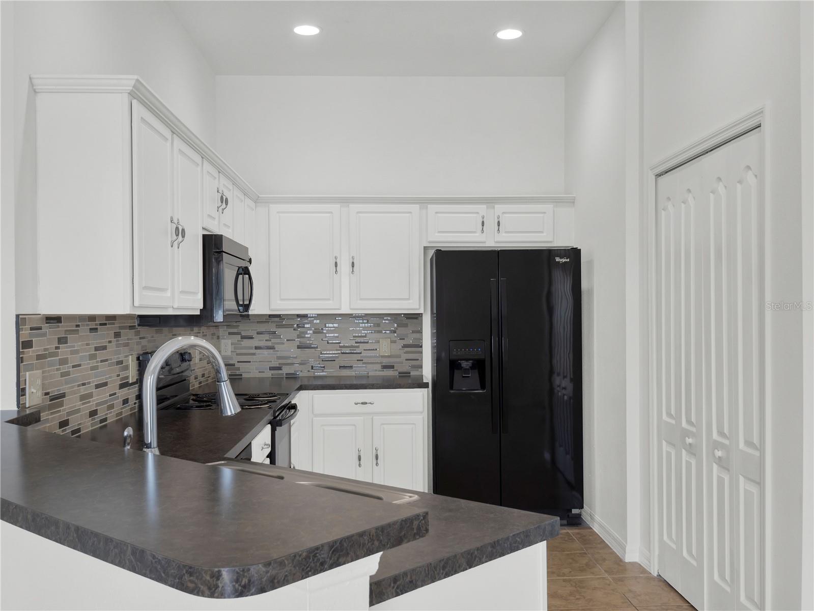 6660 S GOLDENROD RD #A