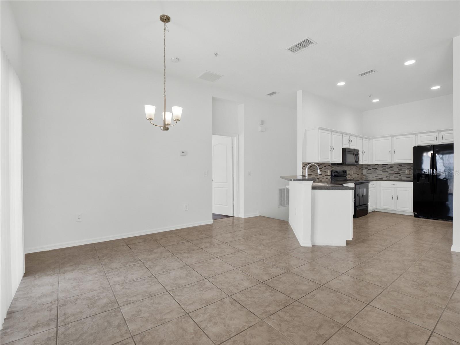 6660 S GOLDENROD RD #A